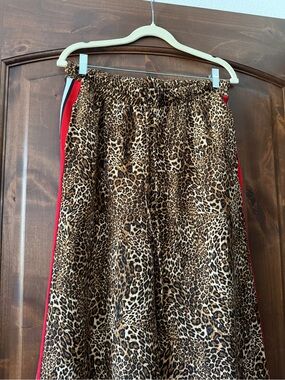 Jade by Jane Leopard Print Track pants with Red Side Stripe size L never worn